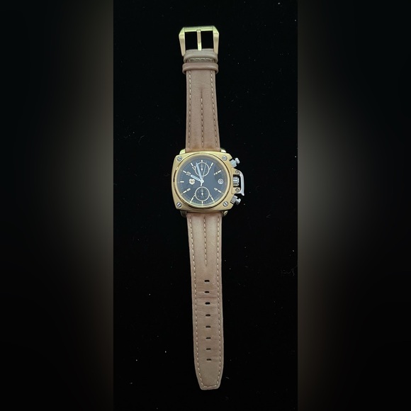 Andrew Marc New York Chronograph Watch - Picture 3 of 4